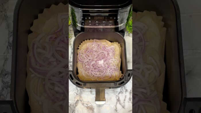 Crispy Onion Chips in Air Fryer | Easy Homemade Onion Chips Recipe