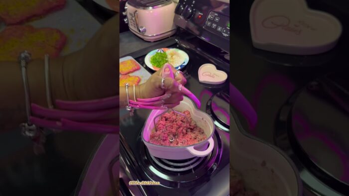 Lazy Dinner , Wendy’s Burgers At Home! #food #fypviral #recipe #shortviral #lazycooking #snacks