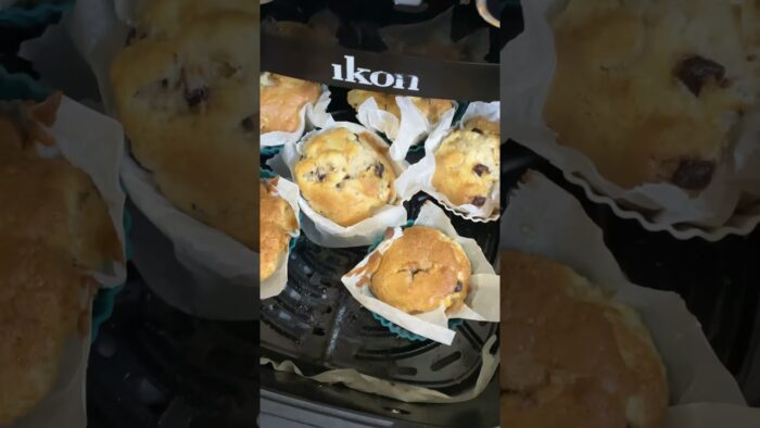 Muffins in air fryer #subscribe #viralvideo #follow #food #recipe