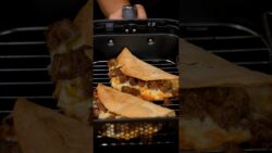 Quesadillas en freidora de aire! #receta #aiuda #recipe #food #shorts #cooking