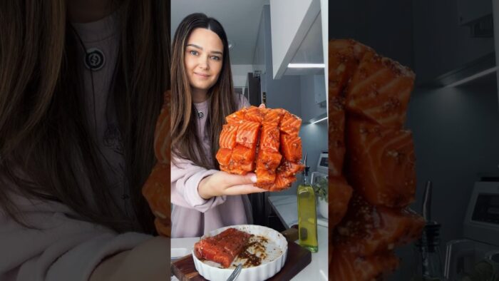 The best airfryer salmon recipe! #salmonrecipe #airfryerrecipes