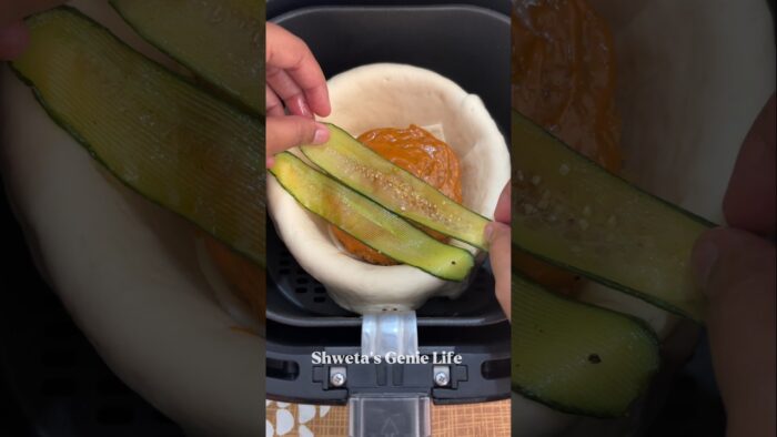 Unique Matka Burger Recipe in Air Fryer #shorts #viral #trending #ytshorts #youtubeshorts #reels #yt