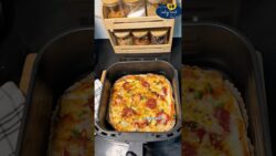 10-Minutes Air Fryer Pepperoni Pizza (No dough needed) #airfryerpizza #airfryerrecipes