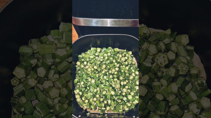 Bhindi Aloo In Airfryer #bhindialoo #shortvideo #shorts #reels #recipe #cooking #ytshorts