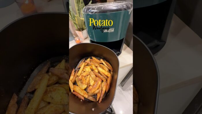 Crispy Air Fryer Potato Wedges | Easy Homemade Potato Wedges Recipe