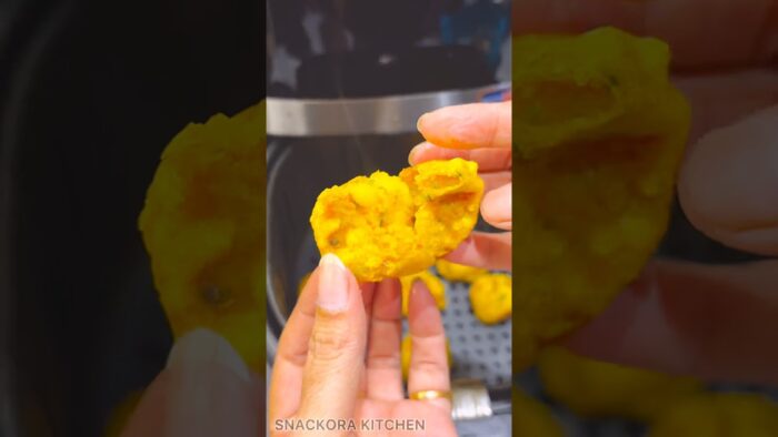 Crispy Aloo Besan Pakode in Air Fryer 😍🔥 #Shorts