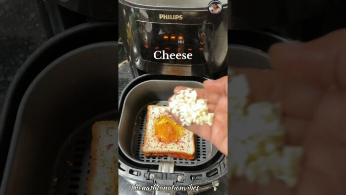 Egg bread breakfast recipe in air fryer #shorts #eggbreakfastrecipe #trending #egg #bread #viral #yt