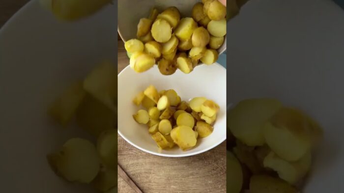 😍 Griechischer Kartoffelsalat mit Zaziki, perfekt zum Grillen | Thermomix® Rezept