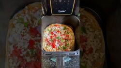 Leftover Chapati Pizza in Air Fryer | Quick Snack Recipe #airfryerrecipes #shorts #viral