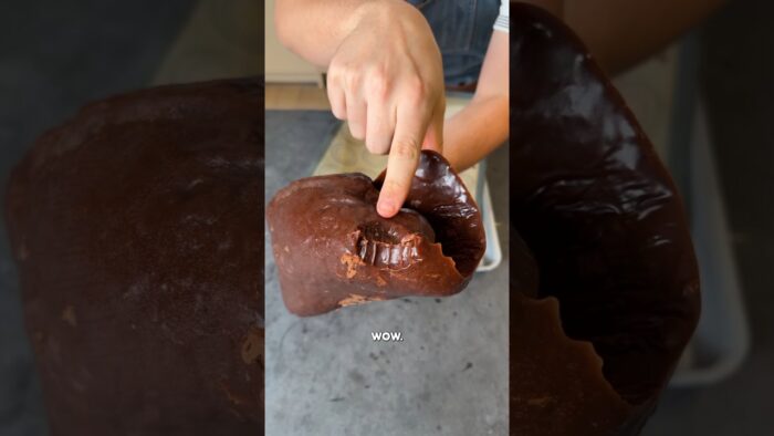 Mega Rolo Dessert.