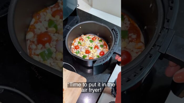 🍕 Quick Air Fryer Pizza Recipe!
