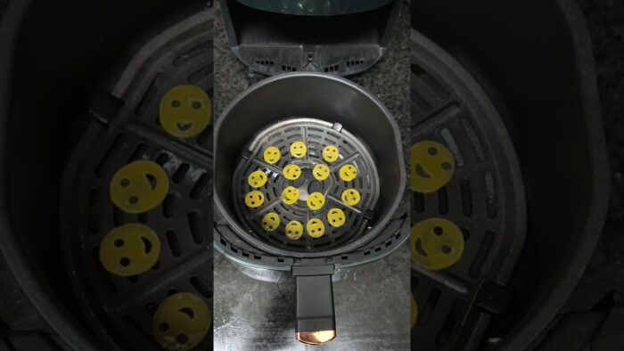 Smiley 😊 papad  #trending#shorts#short#cooking#pigeon#youtube#airfryer#smiley#recipe#reels#reel