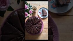 Tort Aniversar Brigadeiro făcut la Thermomix TM7 – Un deliciu la orice petrecere