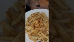 air fryer french fries #frenchfries #food #viral #recipe #cooking #shortsviral @loveneetvalecha