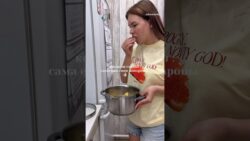 Сухарики из макарон с чесноком и травами