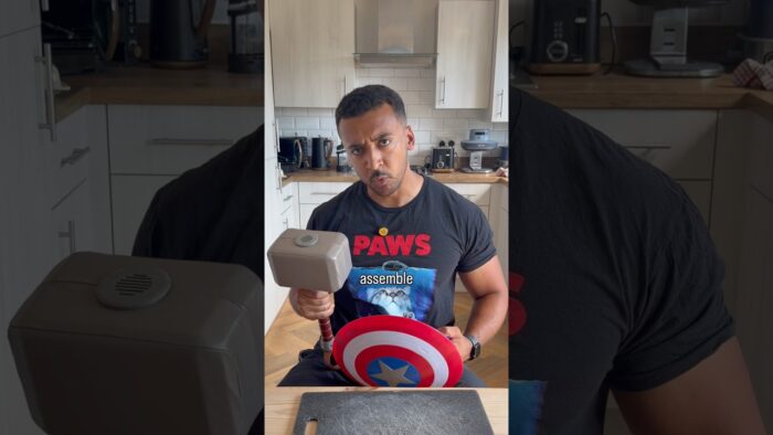 AIR-FRYER PERI-PERI CHICKEN & HALLOUMI CIABATTA