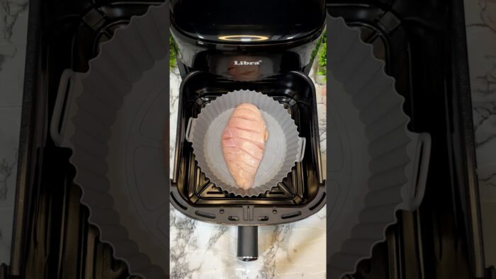 Air Fryer Juicy Chicken Breast Recipe | High Protein & Easy in 25 Minutes