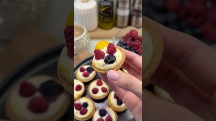 Air Fryer Mini Cheesecakes | Easy 15-Min Dessert