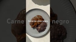 Carne en chile negro