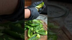 GAMEDAYSNACKSERIES🏈ep1JALAPENOPOPPERSINTHEAIRFRYERIngredientsJalapeñpeppers