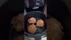 Hamburguesas en la freidora de aire #comida #recetas #food #cocina #pollo