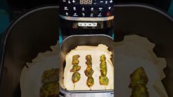Hariyali Chicken Tikka Recipe in Air Fryer #shorts #chicken #airfryer #cooking #food #viral #foodie