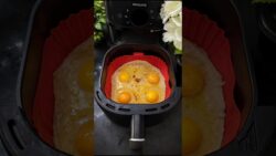 High Protein Breakfast Recipe in Air Fryer #shorts #viralshorts #trending #youtubeshorts #ytshorts