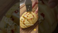 🥔🔥 PAPAS HASSELBACK CRUJIENTES AL HORNO | RECETA FÁCIL Y RÁPIDA #shorts