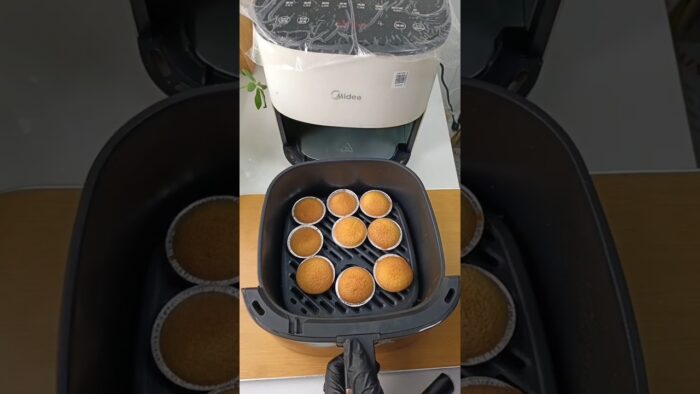 Super Soft Air fryer Cups cakes🍰 Easy  and delicious recipe