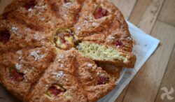 Bizcocho de coco, ricotta e higos