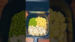 Aloo Gobhi Matar Recipe In Airfryer #Shorts #Recipe #shortvideo #reels #ytshorts #cooking
