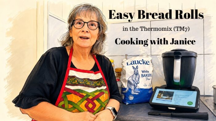 Bread Rolls in the Thermomix (TM7) using the dough mode – Cooking with Janice