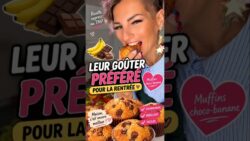 Demain, c’est la rentrée… alors ce soir, je prépare leur goûter préféré : des muffins choco-banane 🍌