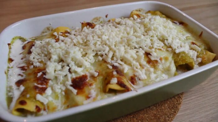 ENCHILADAS verdes de pollo en la freidora de aire + RECETA BONUS SORPRESA! – Las Recetas de Paulina