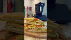 FOCACCIA FARCIE PESTO, JAMBON & MOZZARELLA 🤌🏼