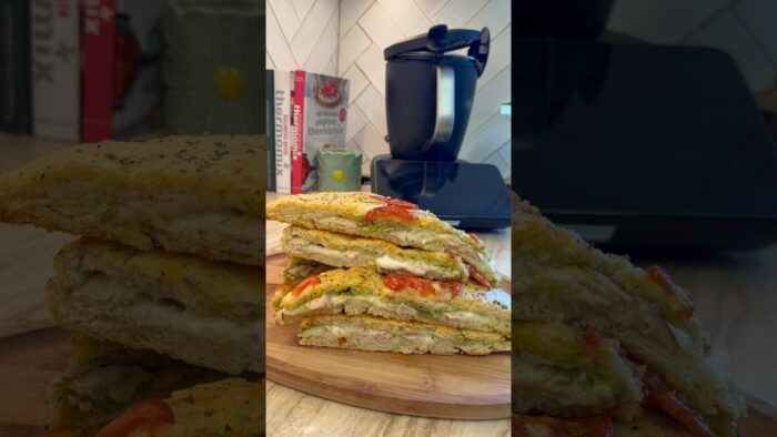 FOCACCIA FARCIE PESTO, JAMBON & MOZZARELLA 🤌🏼