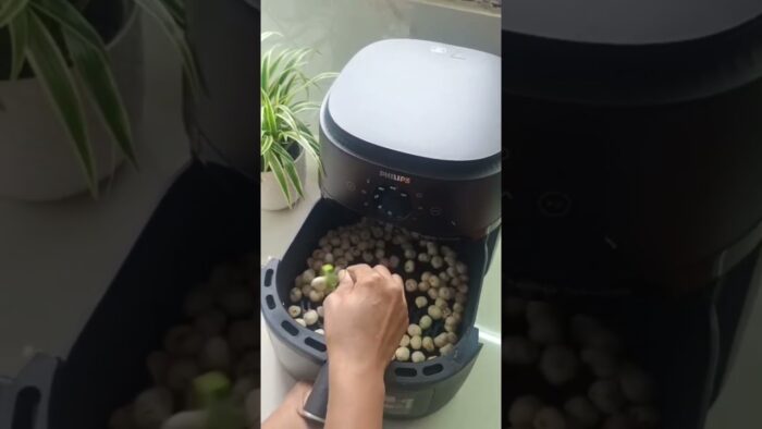 Healthy weightloss snacks Air fryer #Makhana #quick recipe
