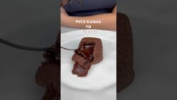 Petit Gateau na Airfryer super fácil de fazer! 🤤🤎 #receitasfaceis #receitanaairfryer #petitgateau