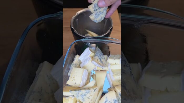 Pour réaliser au Thermomix TM6 ou ton Thermomix TM7 une sauce au fromage en moins de 20 minutes