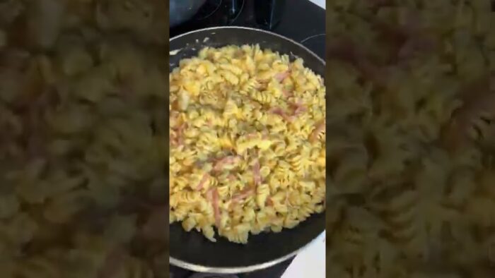 SI TE SOBRARON FIDEOS HACE ESTA RECETA! #shorts