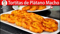 TORTITAS DE PLATANO MACHO | Vicky Receta Facil