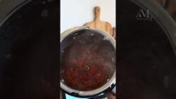 Veau mijoté au Thermomix #recette #recettefacile #tm7 #thermomix TM7 disponible en 3x sans frais