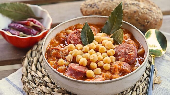Garbanzos con chorizo
